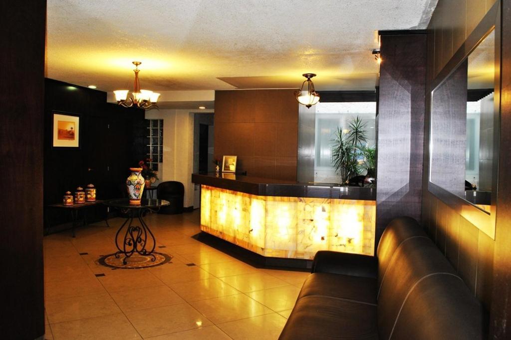 Hotel Marcella Clase Ejecutiva Морелия Экстерьер фото