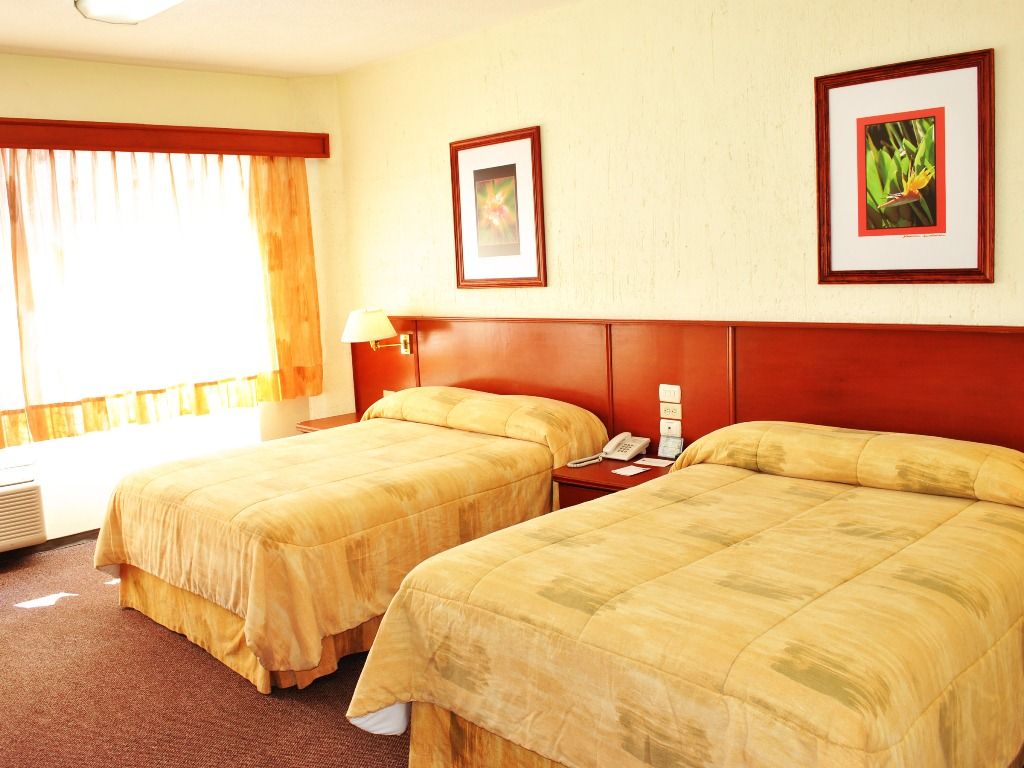 Hotel Marcella Clase Ejecutiva Морелия Экстерьер фото